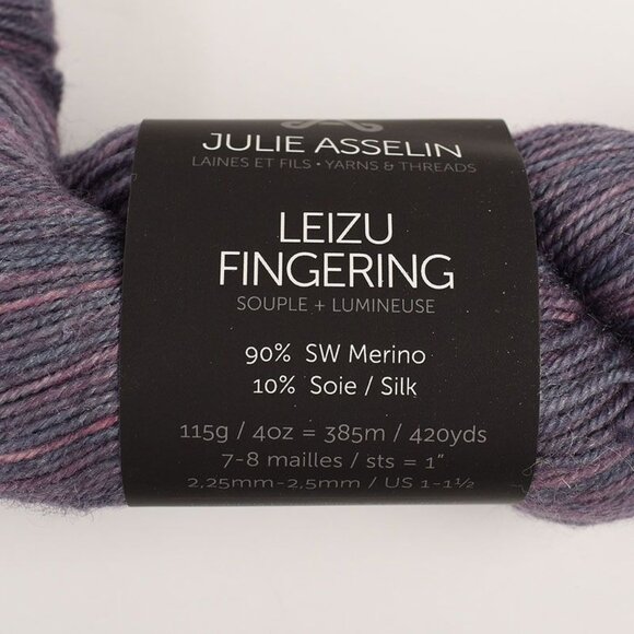 Julie Asselin Leizu Fingering Yarn SW Merino Silk 420yds Pompadour Colorway - Picture 3 of 5